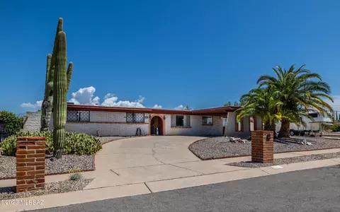 9461 E Deer Trl, Tucson, AZ 85710 photo 38