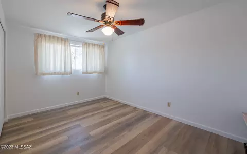9461 E Deer Trl, Tucson, AZ 85710 photo 25