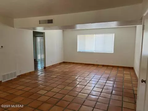 9673 E 3rd St, Tucson, AZ 85748 photo 3