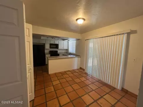 9673 E 3rd St, Tucson, AZ 85748 photo 4
