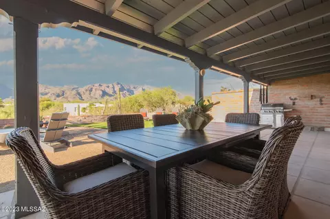 5825 N Cerrada Chica, Tucson, AZ 85718
