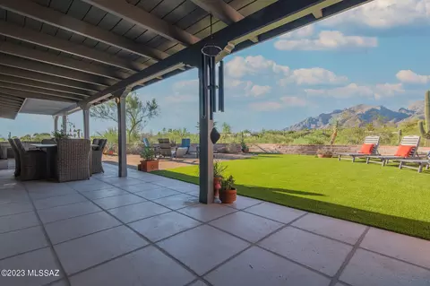 5825 N Cerrada Chica, Tucson, AZ 85718