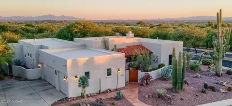 9960 E Sabino Springs Pl, Tucson, AZ 85749