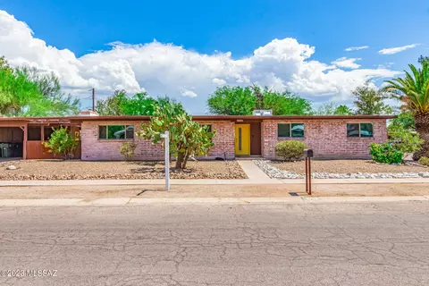 2726 N Arcadia Ave, Tucson, AZ 85712