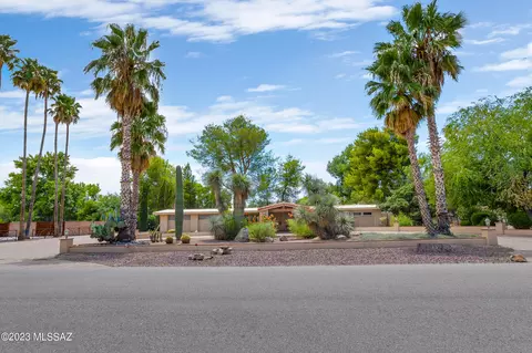 11882 E Wagon Trail Rd, Tucson, AZ 85749 photo 2