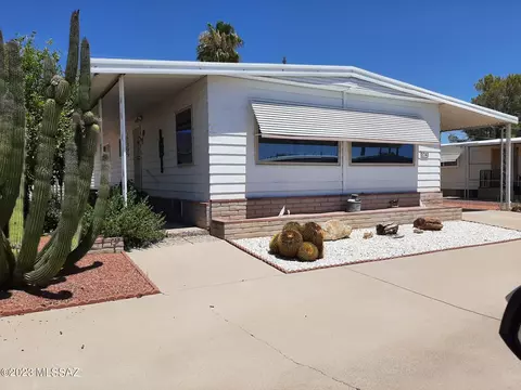 5742 W Circle Z St, Tucson, AZ 85713