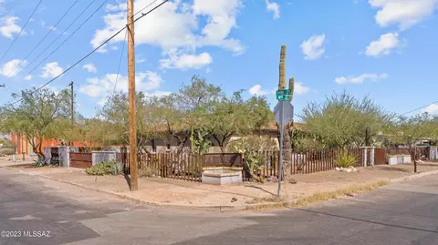 3701 E 4th St, Tucson, AZ 85716