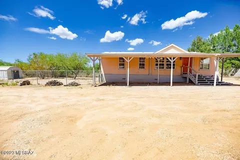 10065 S Calle Rinconado, Vail, AZ 85641