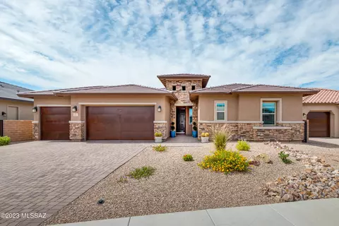 415 W Saguaro Arm Trl, Oro Valley, AZ 85755