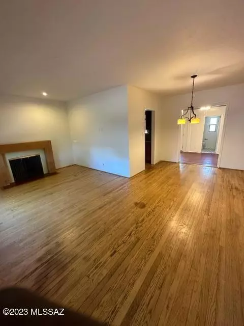 2130 E 10th St, Tucson, AZ 85719 photo 2