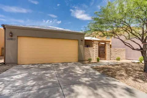 1637 N Placita Del Sol Chiquito, Tucson, AZ 85715