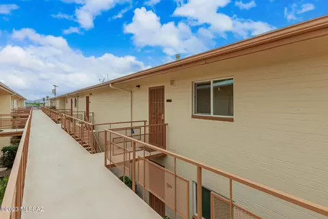 1458 S Palo Verde Ave #K206, Tucson, AZ 85713