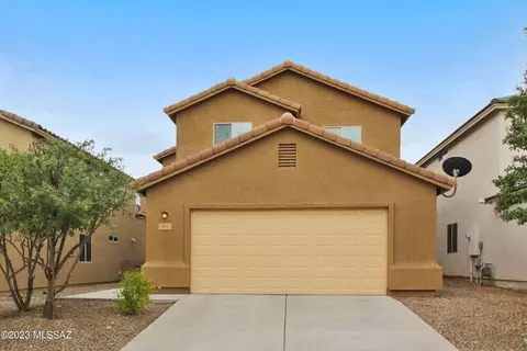 905 W Placita Canalito, Green Valley, AZ 85614