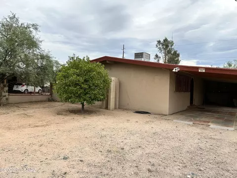 2314 E 35th St, Tucson, AZ 85713 photo 2