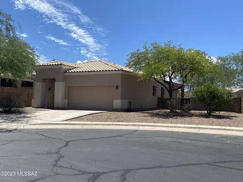 638 S Painted River Way, Vail, AZ 85641