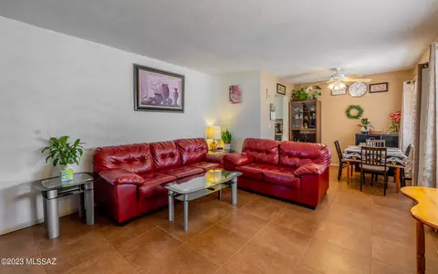 4625 E 13th St, Tucson, AZ 85711 photo 6