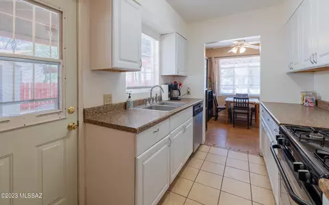4625 E 13th St, Tucson, AZ 85711 photo 13