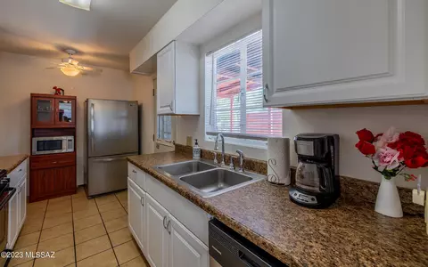 4625 E 13th St, Tucson, AZ 85711 photo 10