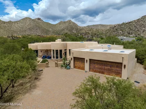 3794 W Cayton Mountain Dr, Marana, AZ 85658