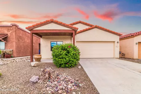 2418 W Silver Vista Pl, Tucson, AZ 85745