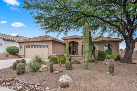 65759 E Rose Crest Dr, Tucson, AZ 85739