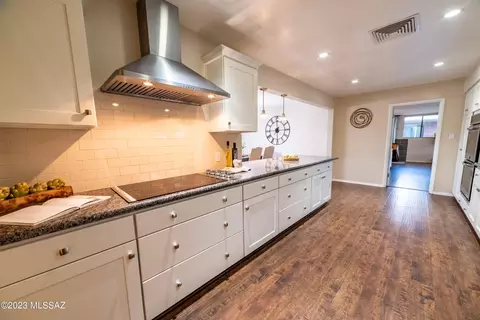 5945 E Baker St, Tucson, AZ 85711 photo 11
