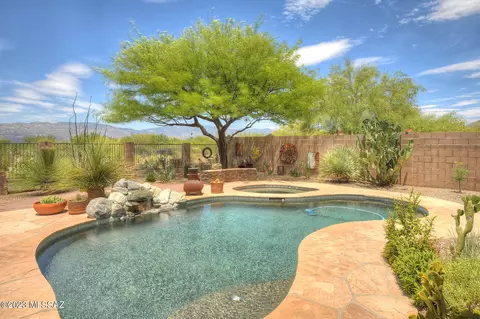 10557 S Coyote Melon Loop, Vail, AZ 85641 photo 8