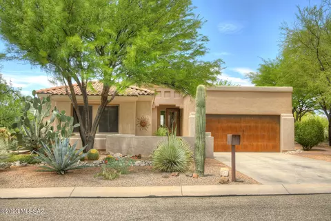 10557 S Coyote Melon Loop, Vail, AZ 85641 photo 3