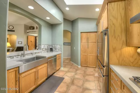 10557 S Coyote Melon Loop, Vail, AZ 85641 photo 5