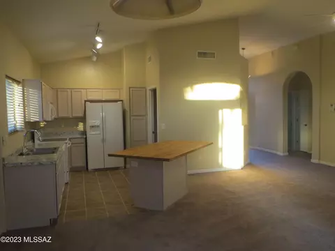 7354 S Amy Beth Ave, Tucson, AZ 85747 photo 6