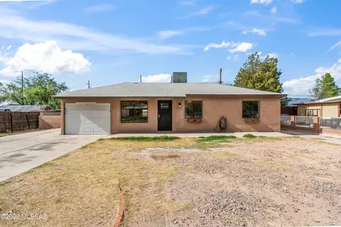 5709 E 30th St, Tucson, AZ 85711