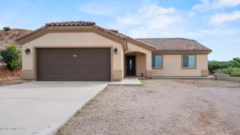893 Belice Ct, Rio Rico, AZ 85648