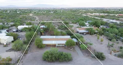 2320 W 44th St, Tucson, AZ 85713