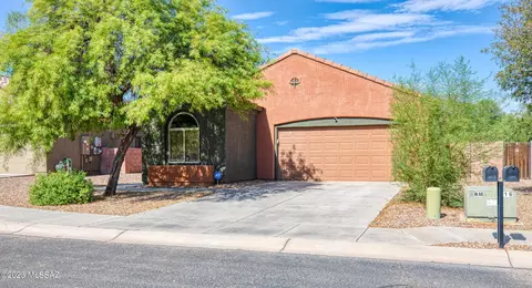 12893 N Lea Maw Dr, Marana, AZ 85653