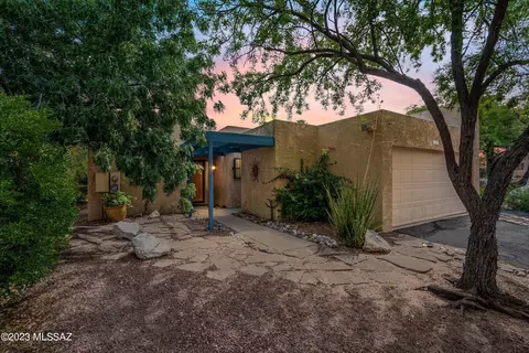 4601 E Camino Puerto Lobo, Tucson, AZ 85718