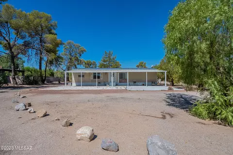 5021 N Kevy Pl, Tucson, AZ 85704
