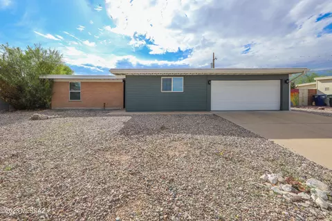 512 N Sarnoff Dr, Tucson, AZ 85710