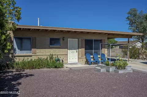 2440 S Rose Peak, Tucson, AZ 85710