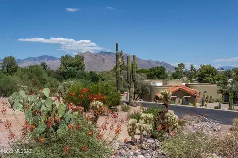 2946 W Fairway View Cir, Tucson, AZ 85742