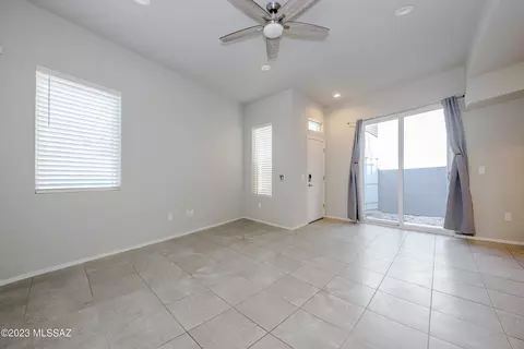 834 E Millenium Ct, Tucson, AZ 85719 photo 4