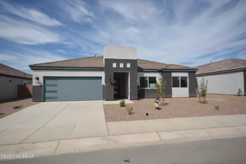 12514 W Old Farm Dr, Marana, AZ 85653