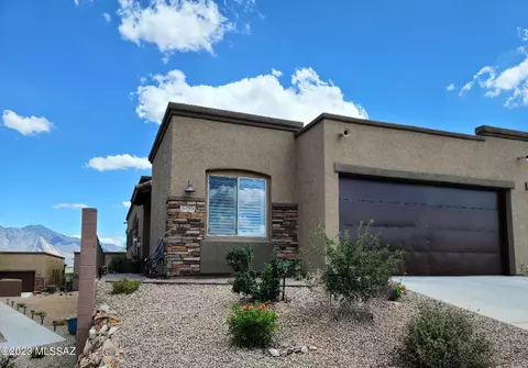 5795 S Dame Dr, Green Valley, AZ 85622