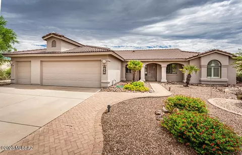 665 S Placita Prosperidad, Green Valley, AZ 85614