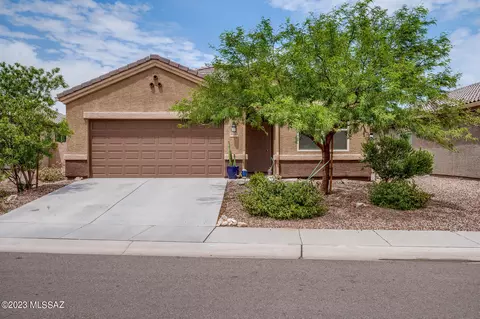 10267 N Palo Rojo Way, Marana, AZ 85653