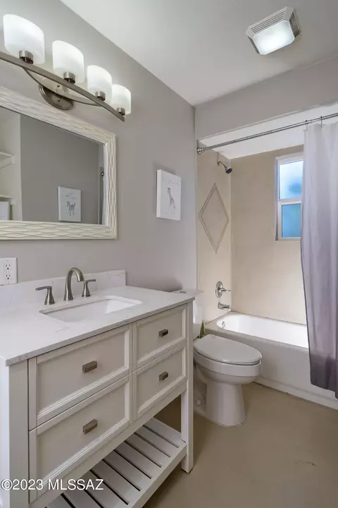 8925 E 25th St, Tucson, AZ 85710 photo 17