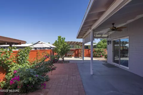 8925 E 25th St, Tucson, AZ 85710 photo 18