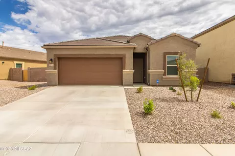 9288 W Tenaza Ln, Marana, AZ 85653