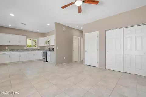 3821 S Opha Rd, Tucson, AZ 85746