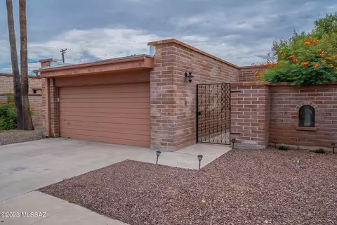 4211 N Limberlost Pl, Tucson, AZ 85705