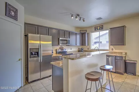 12736 E Red Iron Trl, Vail, AZ 85641 photo 5